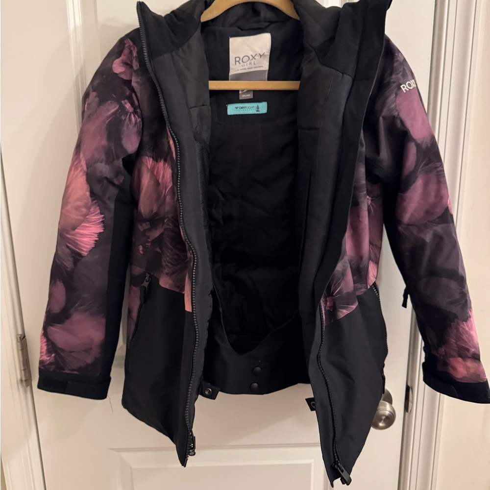 Roxy Black Jacket with DryFlight Technology